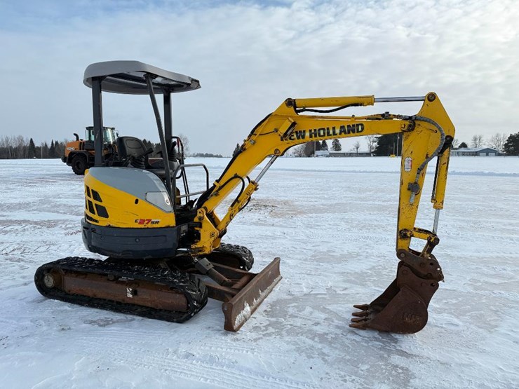 new-holland-e27sr-image-2