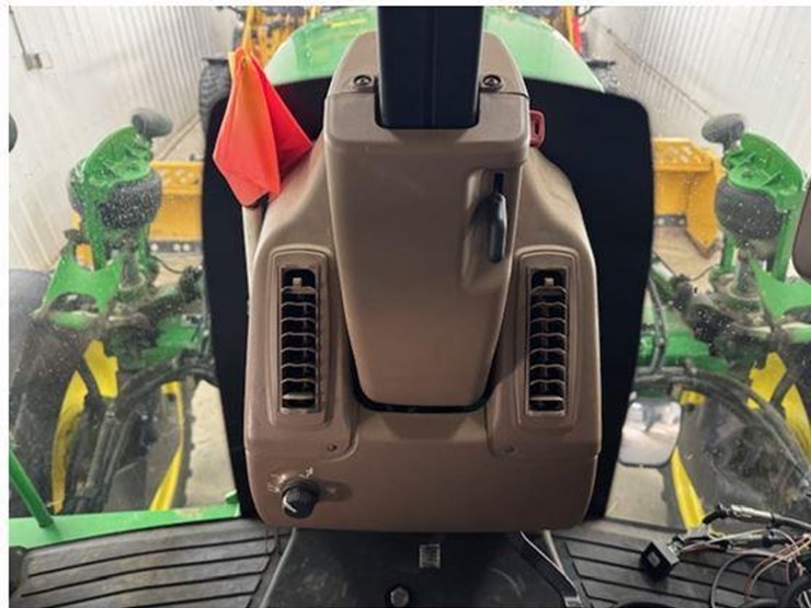 2004-john-deere-4710-image-63