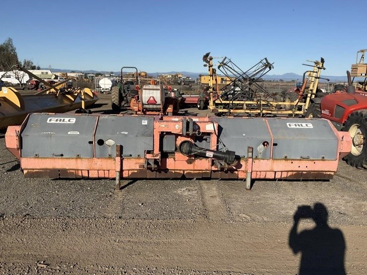 falc-4800-16'-3-pt-pto-chopper-image-2