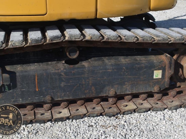 2015-caterpillar-303e-cr-image-33