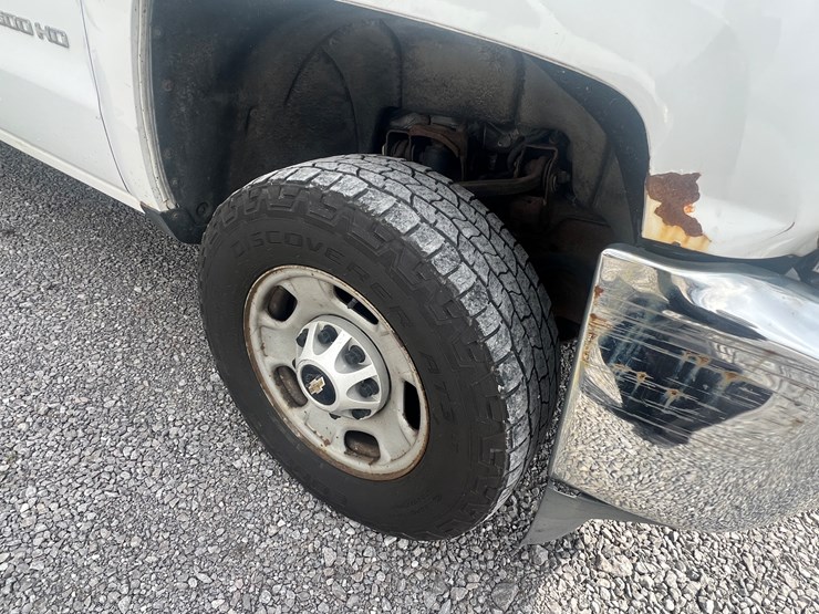 2016-chevrolet-2500-image-22