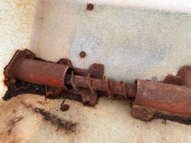 #74-•-lot-74-image-27