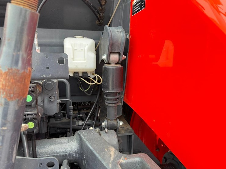 kubota-m7-151-image-52