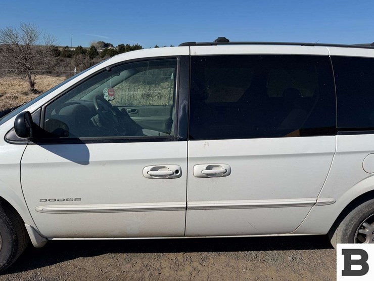 2001-dodge-grand-caravan-image-12
