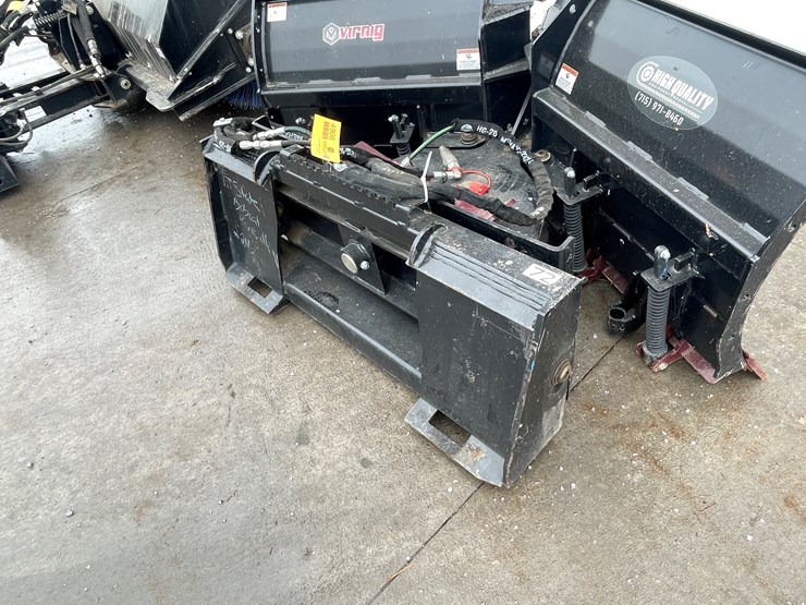 #4908-•-virnig-skid-steer-mount-70"-v-plow-image-7