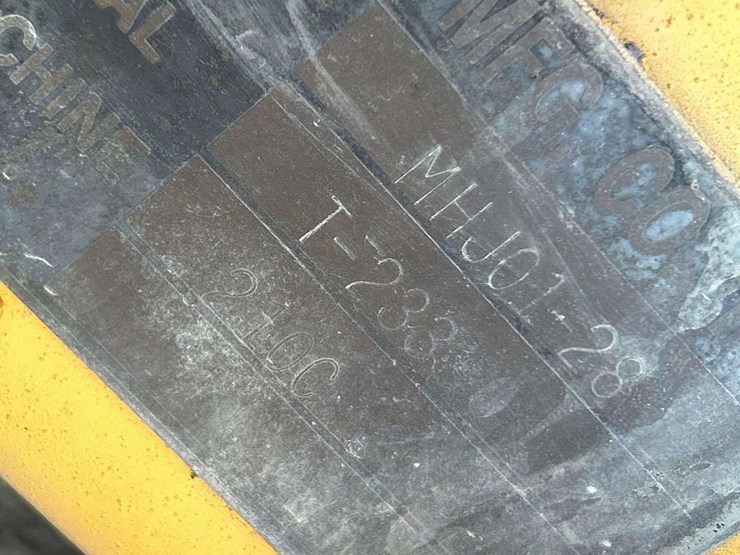 1992-deere-210c-image-16