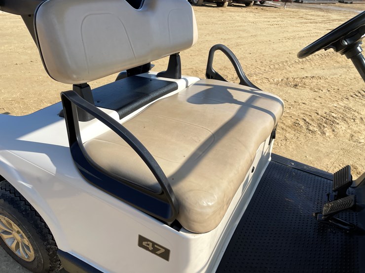 #204-•-2020-ez-go-rxv-electric-golf-cart-image-21