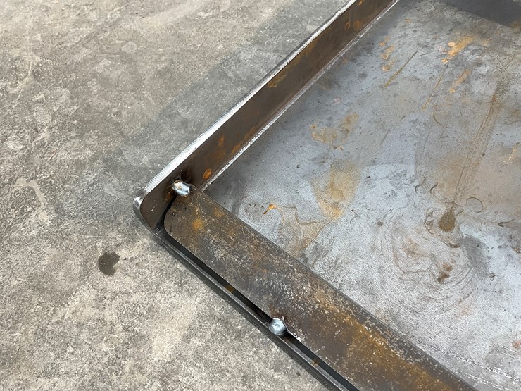 #2472-•-skid-steer-walk-through-weldable-attachment-plate-image-13