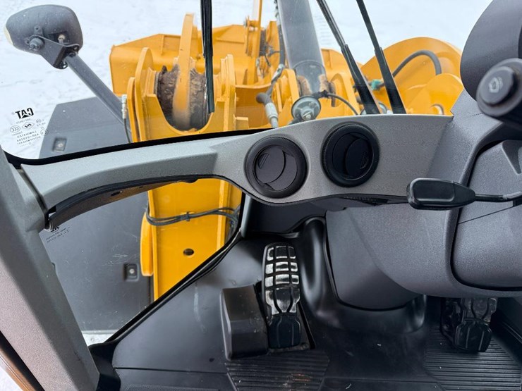 caterpillar-926m-image-81