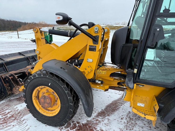 caterpillar-906m-image-28