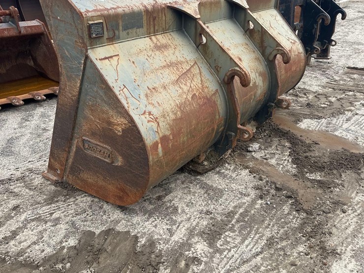 2014-doosan-dl250tc-3-image-30