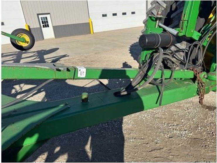 john-deere-2210-image-18