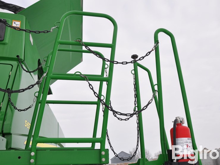 2013-john-deere-s670-image-19