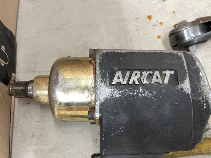 caterpillar-12-image-5