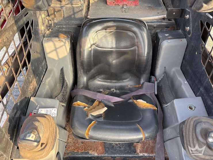 2014-takeuchi-ts50r-image-19