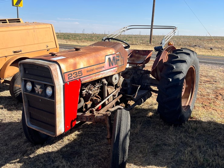 massey-ferguson-235-image-1