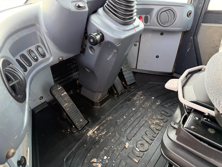 2011-komatsu-wa250pz-6-image-53