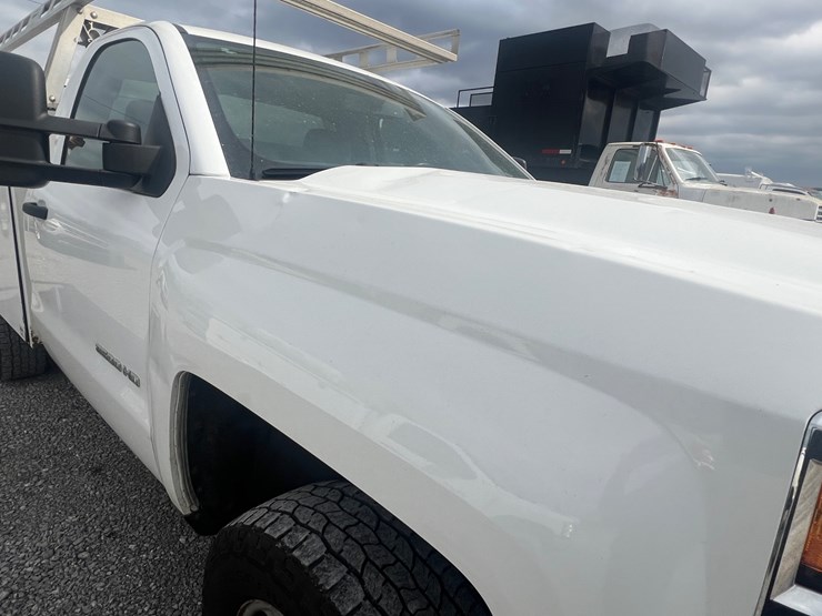 2016-chevrolet-2500-image-21