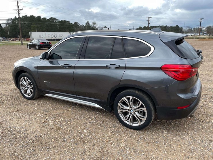 2017-bmw-x1-4-door-mpv-(163,018-miles)-image-2