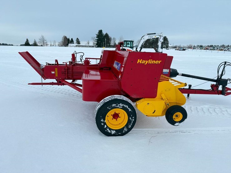 2015-new-holland-bc5070-image-3