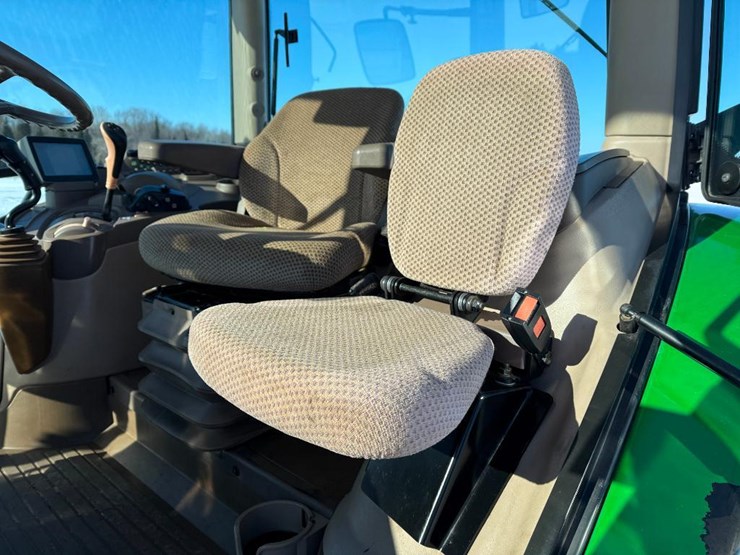 john-deere-6125r-image-54