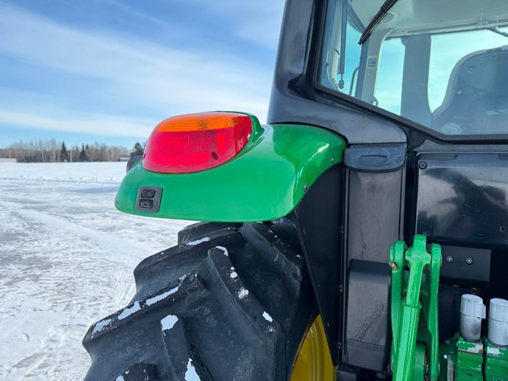 john-deere-6120m-image-25