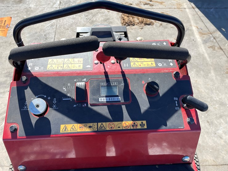 #153-•-toro-28"-aireator-image-24