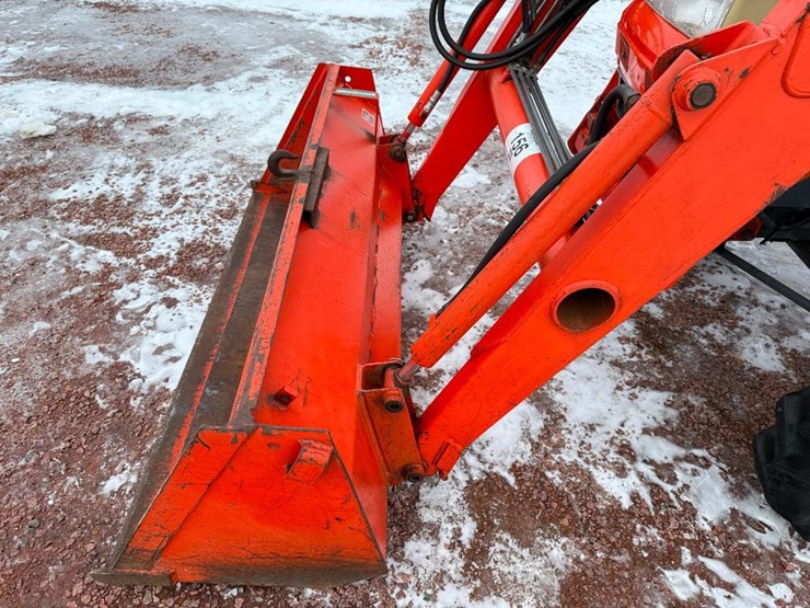 kubota-la480-image-15