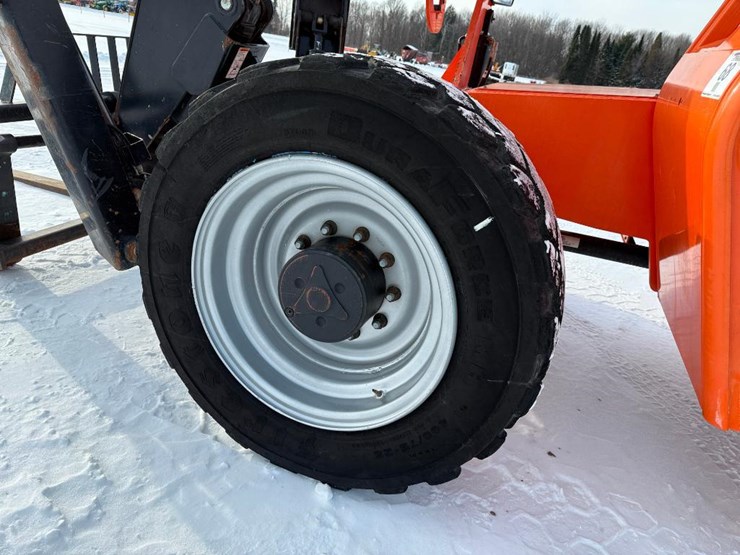 2018-sky-trak-10054-image-9