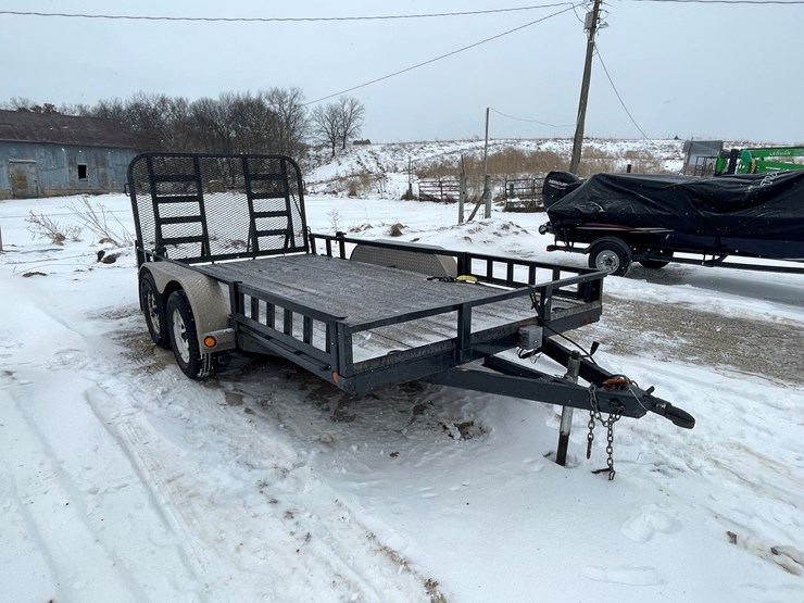 #137-•-2014-pj-14'-tandem-axel-trailer-(no-title,-for-parts)-image-3