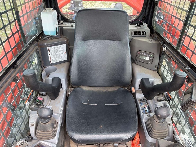 2024-kubota-svl97-2-image-19