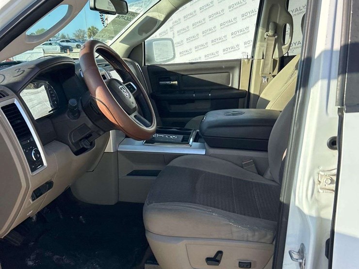 2011-dodge-ram-1500-image-12