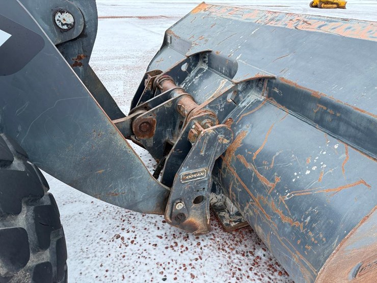 2018-doosan-dl250-5-image-35