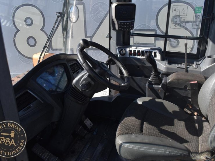 2016-hyundai-hl955-image-42