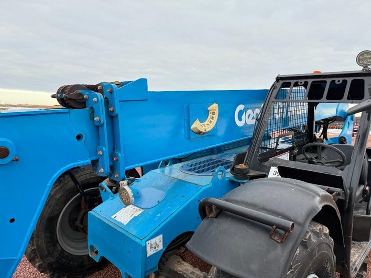 2016-genie-gth844-image-28