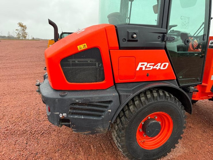 kubota-r540-image-22