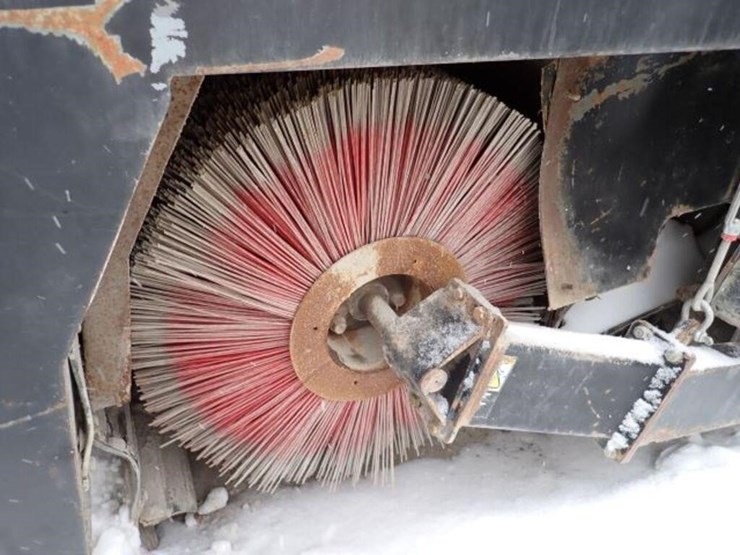 2002-gmc-7500-image-43