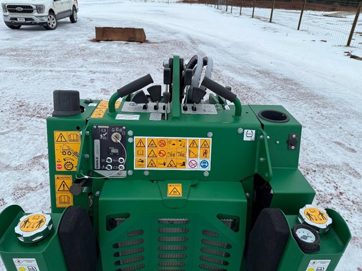 #87-•-lot-87-image-22