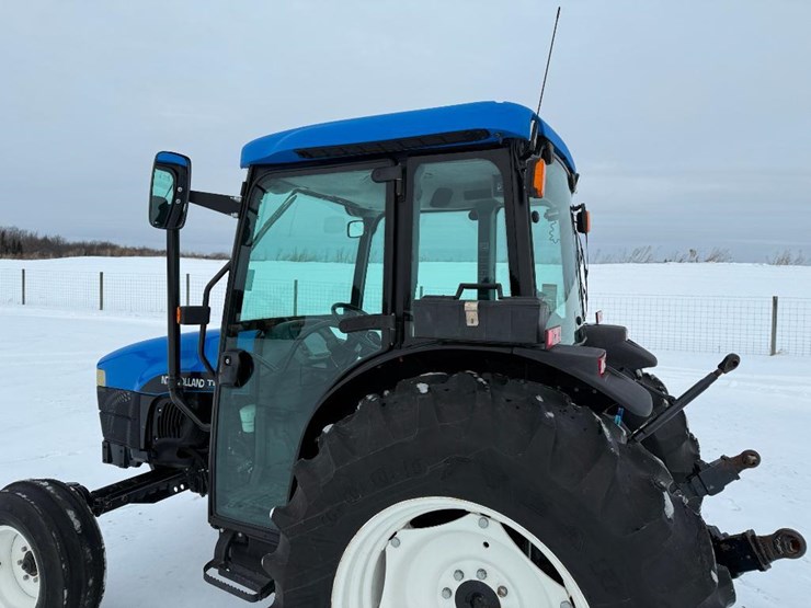 new-holland-tn75d-image-25
