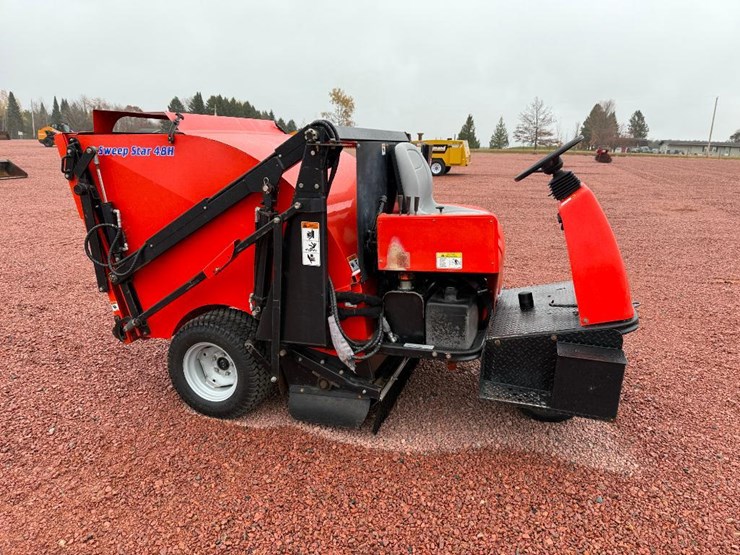 #25-•-lot-25-image-3