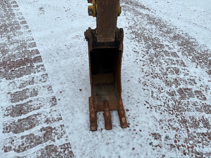 caterpillar-303cr-image-33