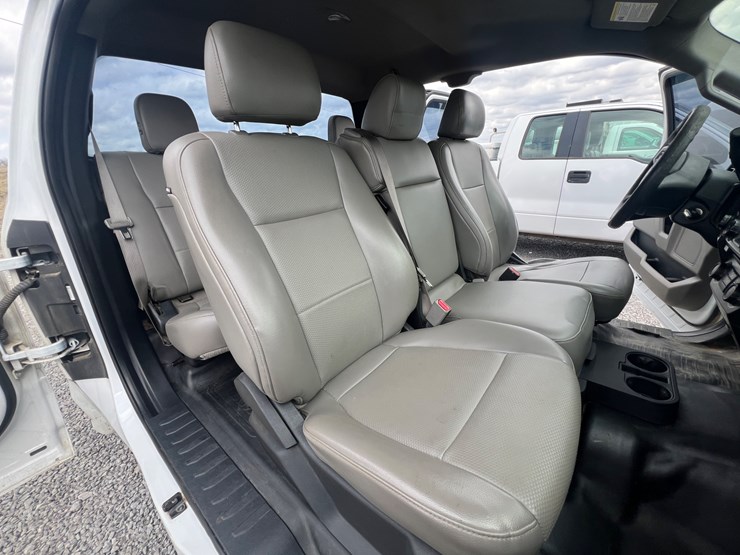 2017-ford-f150-xl-image-18