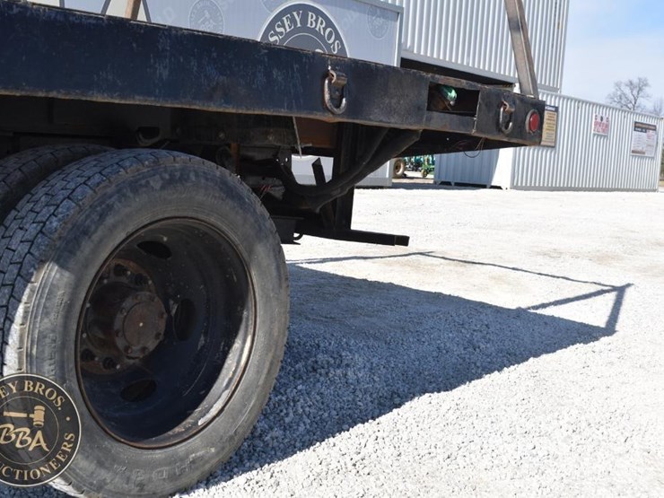 2006-ford-f450-image-35