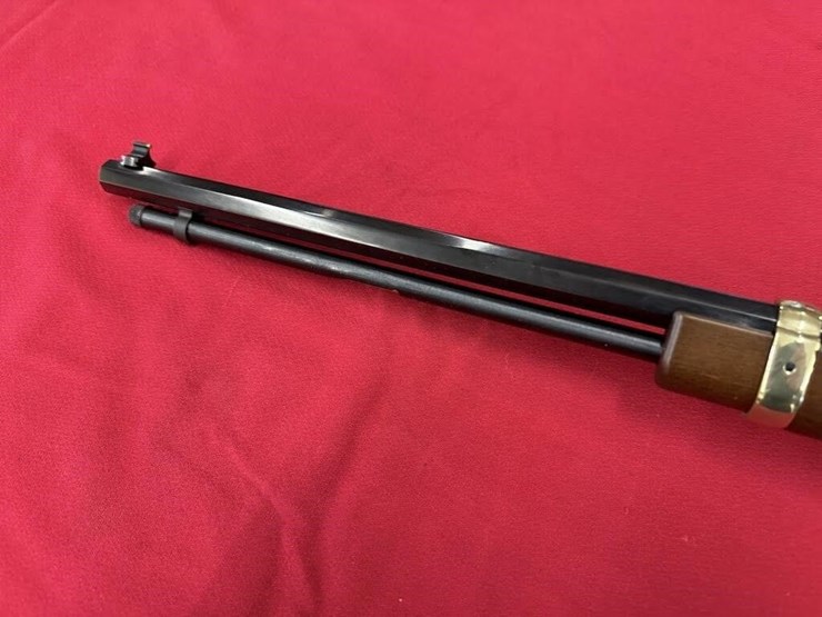 henry-model-h004vl-.17-hmr-image-6