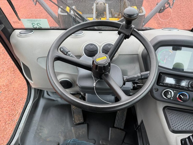 2022-new-holland-w80c-image-52