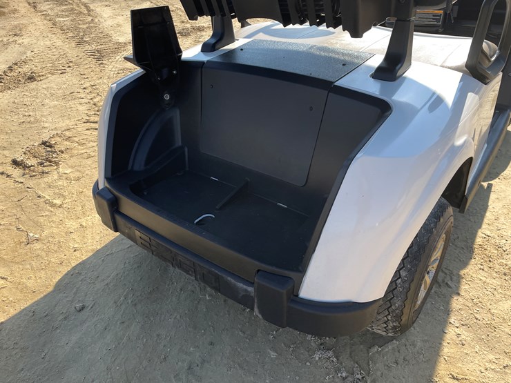 #204-•-2020-ez-go-rxv-electric-golf-cart-image-15