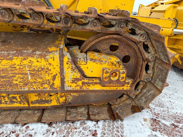 komatsu-d37ex-21-image-16