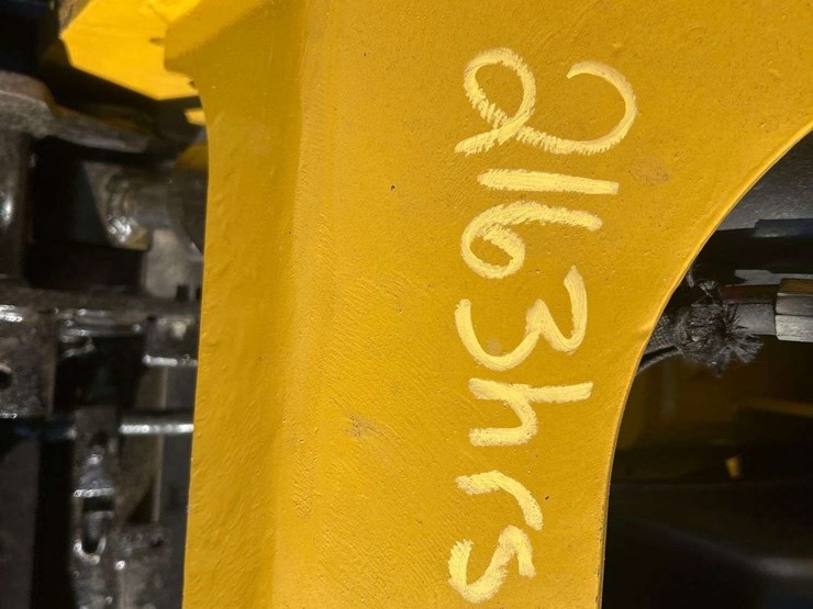 2019-caterpillar-239d3-image-26