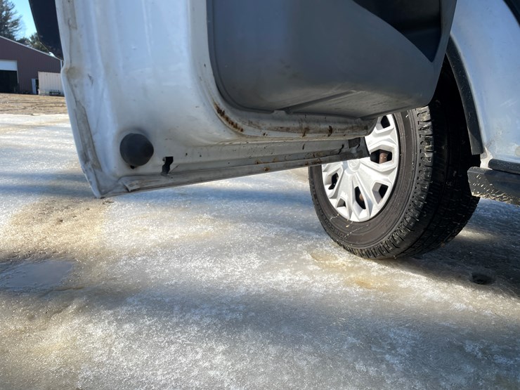 2019-ford-transit-image-35