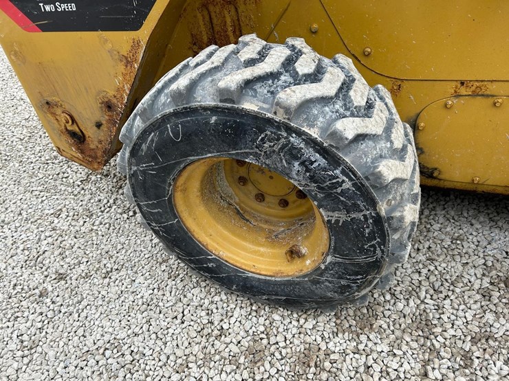 caterpillar-262c2-image-13